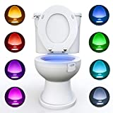 WC luz nocturna, Adoric LED Luz de Inodoro Luz con Detección de movimiento del sensor automático, 8 Cambio de Color,Funciona con Pilas, para cuartos de baño con niños Navidad
